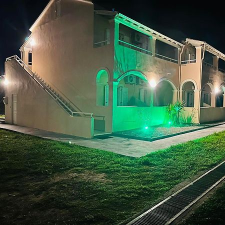 Marina Studios Sidárion Exterior foto